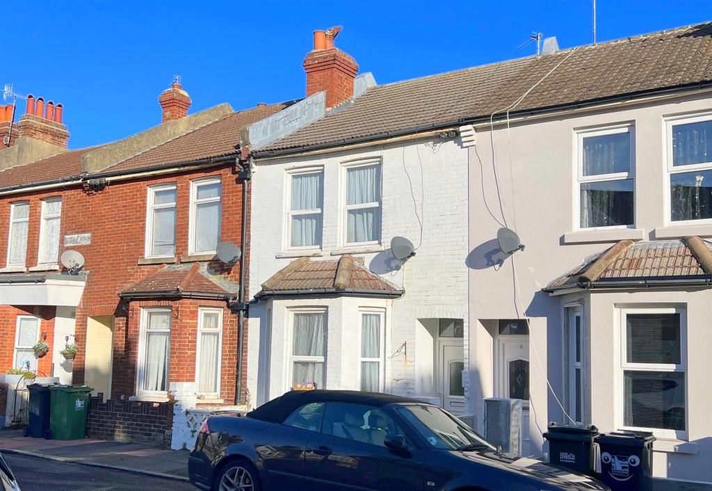 Dudley Road, Eastbourne 3 bed terraced house £279,950
