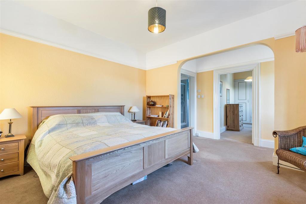 Main bedroom