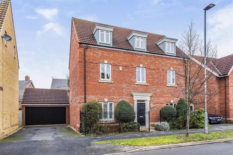 128 Ashmead Road, Bedford, MK41 7FD