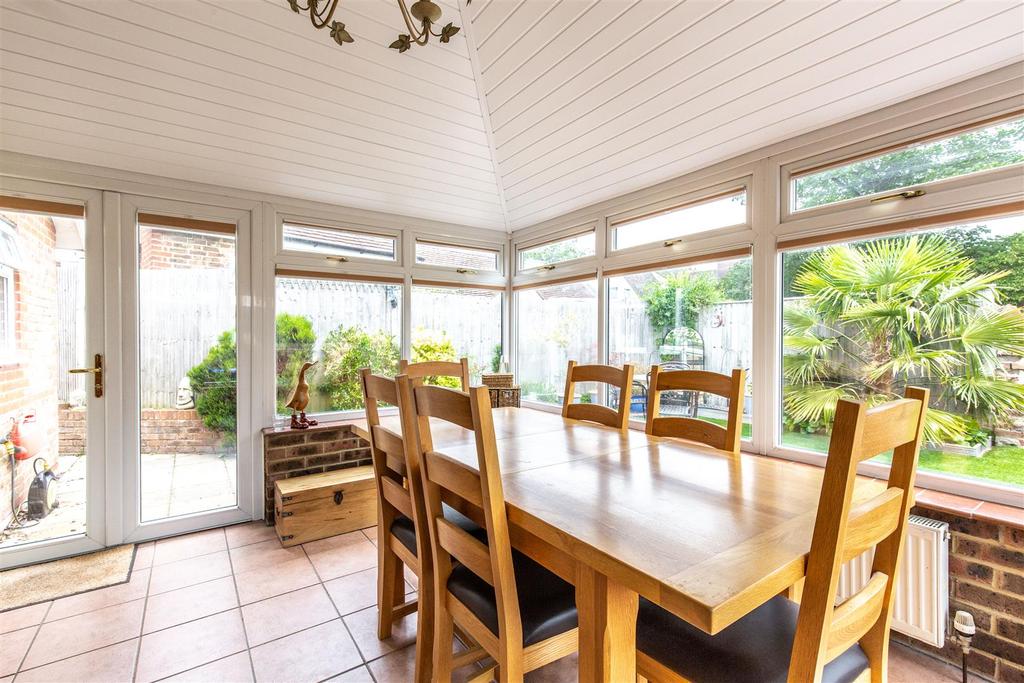 Cluny Street, Lewes 3 bed detached bungalow £675,000