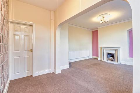2 bedroom terraced house for sale - Pasture Mount, Armley