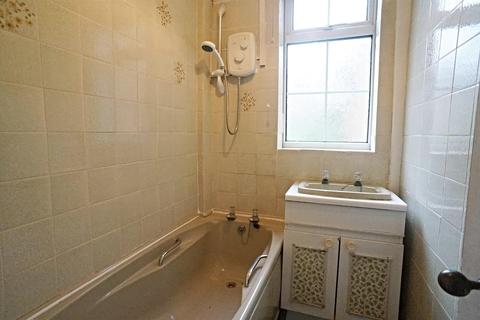 111 Manor Farm Drive, Chingford, London, E4 6HH