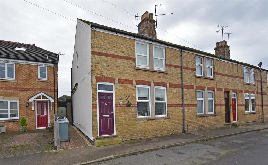 Reform Street, Stamford 3 bed end of terrace house £335,000