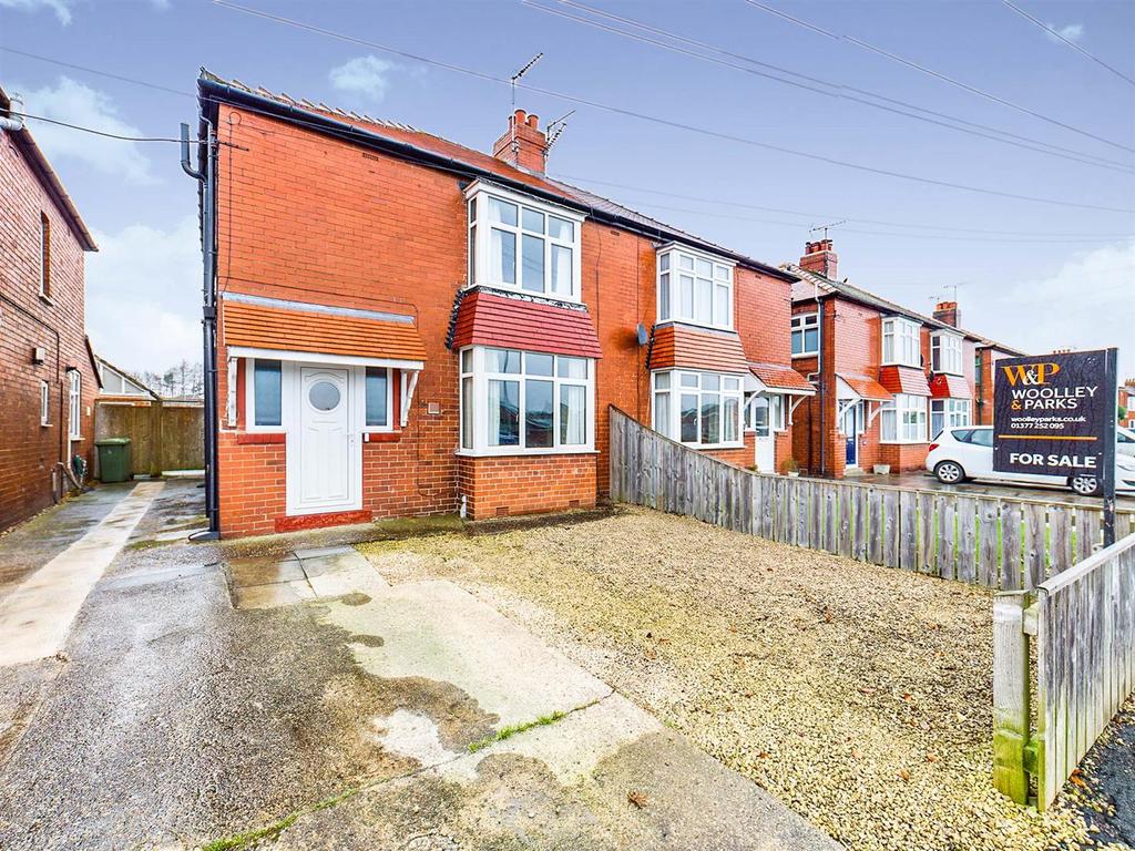 York Road, Driffield 3 bed semidetached house £195,000