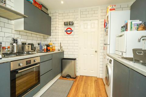 1 bedroom flat for sale - Milward Road, Hastings