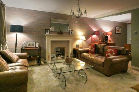 1 Harewood Gardens, Pegswood, Morpeth, NE61 6TG