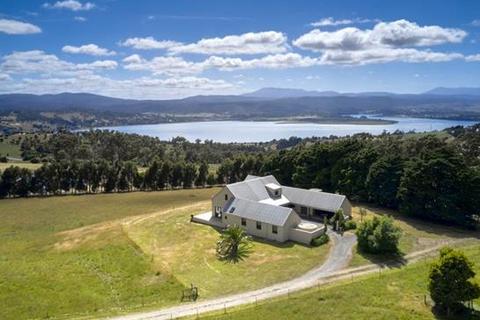 4 bedroom property with land - 72 Masons Road, Rosevears, TAS 7277