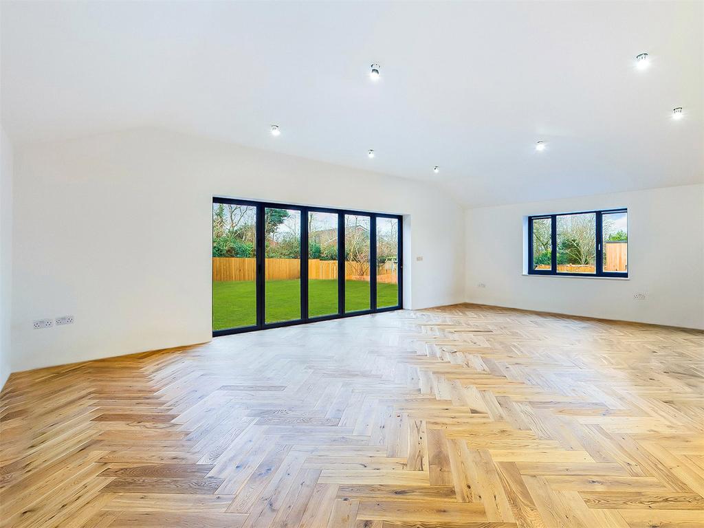 Firs Road, RossonWye... 3 bed bungalow £435,000