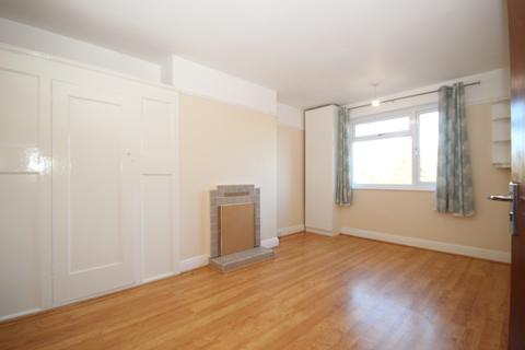 3 Yeading Avenue, Harrow, HA2 9RL