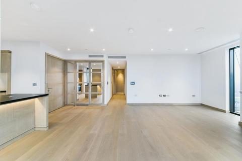 2 bedroom flat to rent, Legacy Building, Embassy Gardens, London, SW11