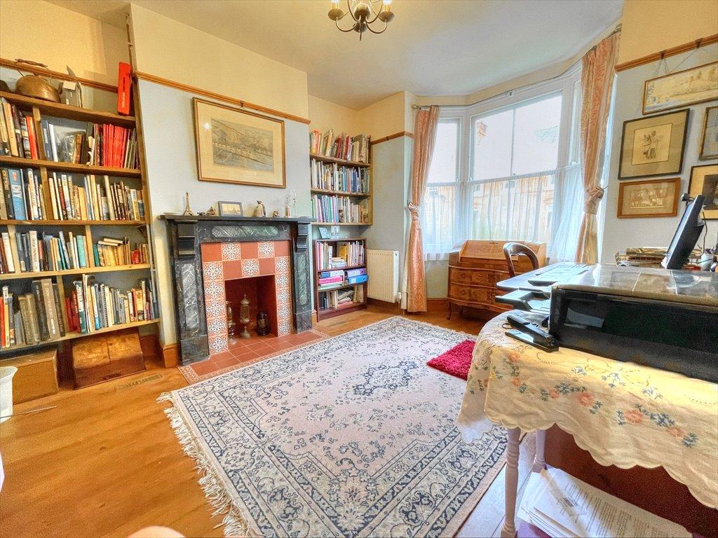 Cambria Road, Evesham, WR11 3 bed terraced house £365,000