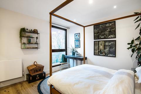 1 bedroom penthouse to rent, Jameson Lodge, 58 Shepherds Hill, Highgate, N6