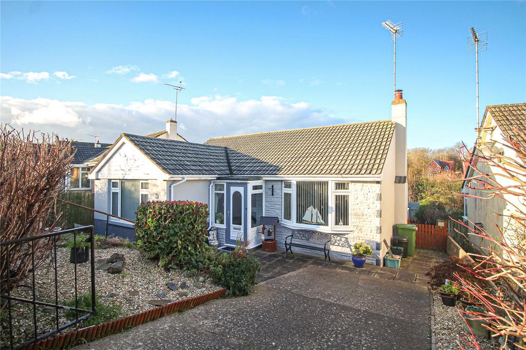 Moreton Park Road, Bideford, EX39 2 bed bungalow £300,000