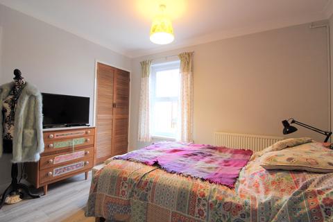3 Cobden Road, Hythe, CT21 6EY