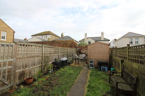 3 Cobden Road, Hythe, CT21 6EY