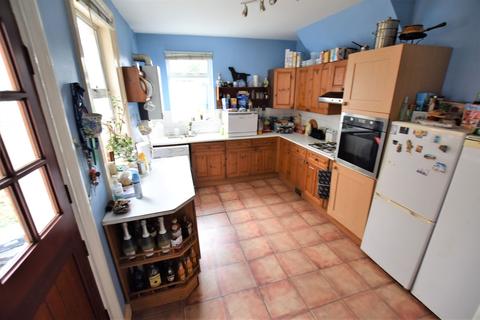 43 Cromwell Road, Feltham, TW13 5AS