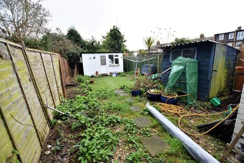43 Cromwell Road, Feltham, TW13 5AS