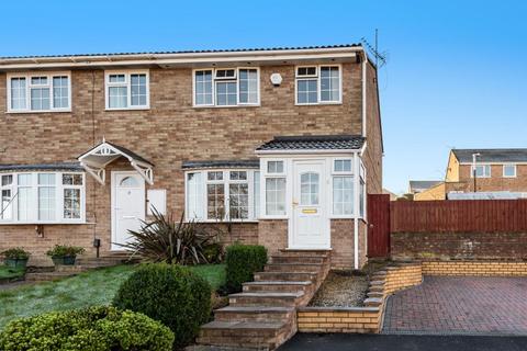 3 bedroom end of terrace house for sale - Swindon,  Wiltshire,  SN25