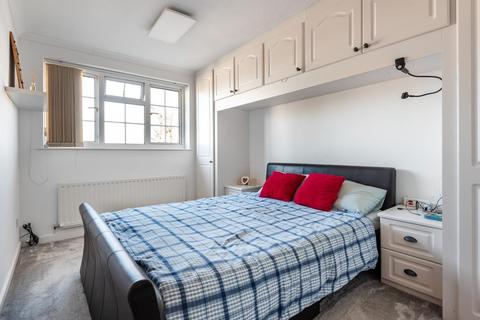 167 Avonmead, Greenmeadow, Swindon, SN25 3PS