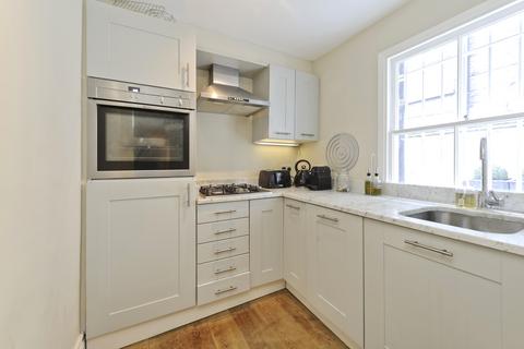 2 bedroom apartment for sale, Cheniston Gardens, London W8