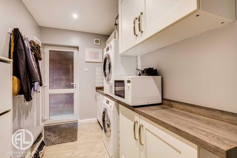 57 Eastern Way, Letchworth Garden City, SG6 4PG