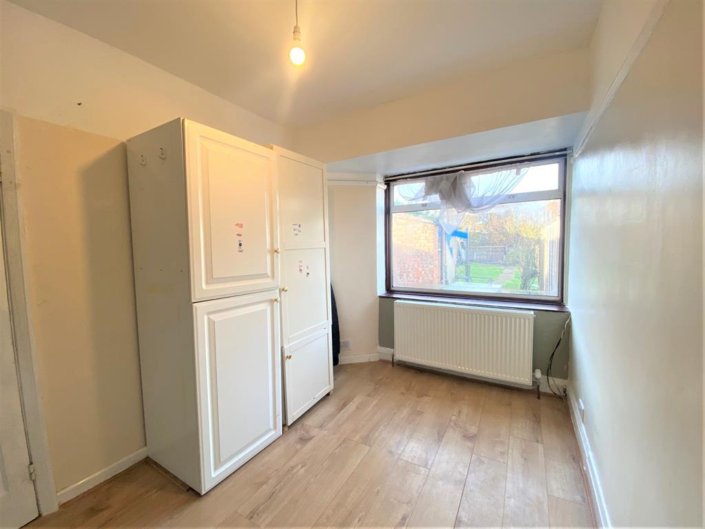 Woodrow Avenue, Hayes, Middlesex, UB4... 2 bed terraced house £1,350