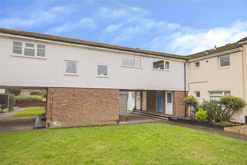 Ashbourne, Bracknell, RG12 2 bed £230,000