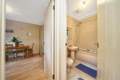 Studio for sale - Wentworth Close, Crowthorne, Crowthorne