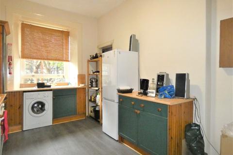 2 bedroom flat to rent - Cathcart Place, Dalry, Edinburgh, EH11