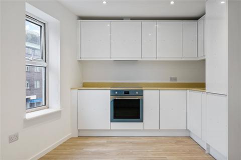 1 bedroom apartment to rent, Fortune Green Road, West Hampstead, London, NW6