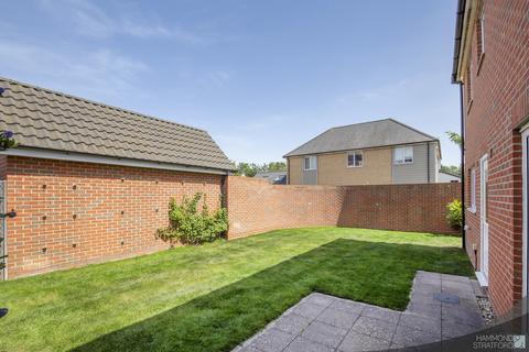 5 bedroom detached house for sale - Brentwood, Eaton