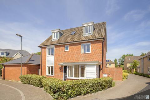 5 bedroom detached house for sale - Brentwood, Eaton