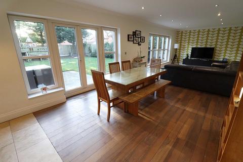 5 bedroom detached house for sale - Clifton Drive South, St Annes