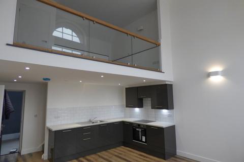 undefined, Victoria Road, Swindon SN1
