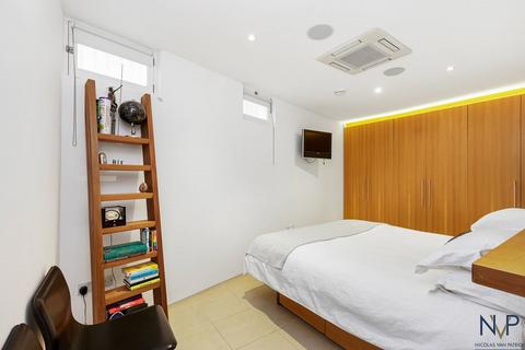 1 bedroom mews to rent, Montpelier Street, Knightsbridge, SW7