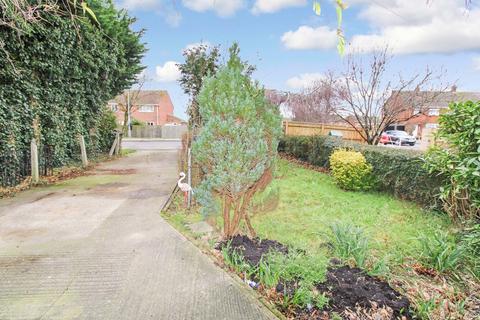 16 Bath Road, Cricklade, Swindon, SN6 6EY