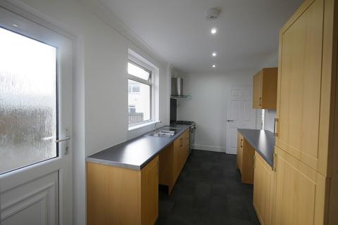 4 bedroom semi-detached house to rent - Eildon Road, Kirkintilloch