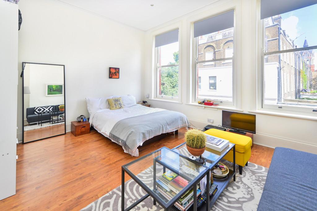 Canonbury Lane, Islington, London Studio £1,452 pcm (£335 pw)