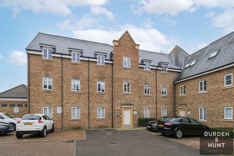 2 bedroom apartment for sale - College Close, Loughton, IG10