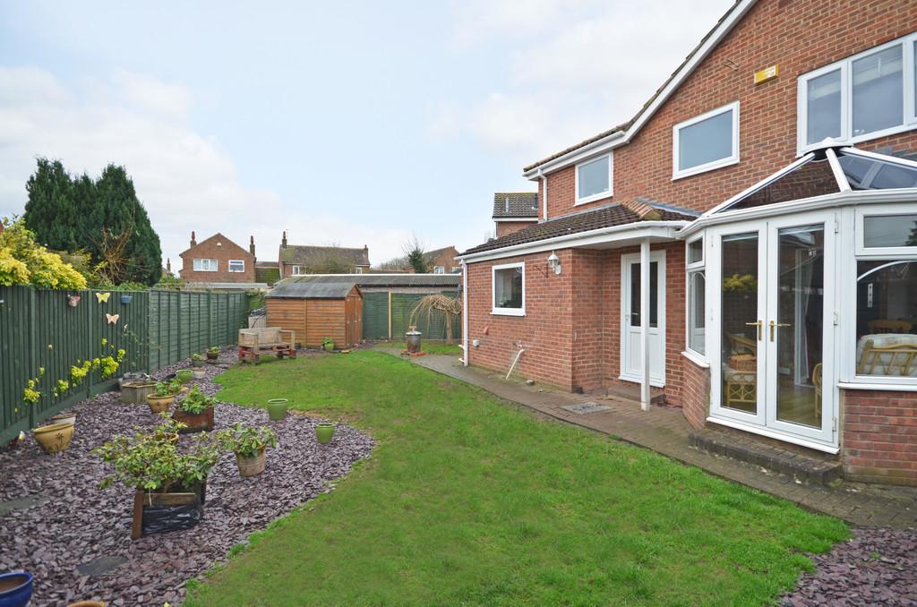 Prince Rupert Drive, Tockwith, York 5 bed detached house £385,000