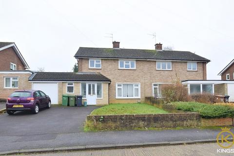 4 bedroom semi-detached house to rent, Blackwell Avenue, Guildford