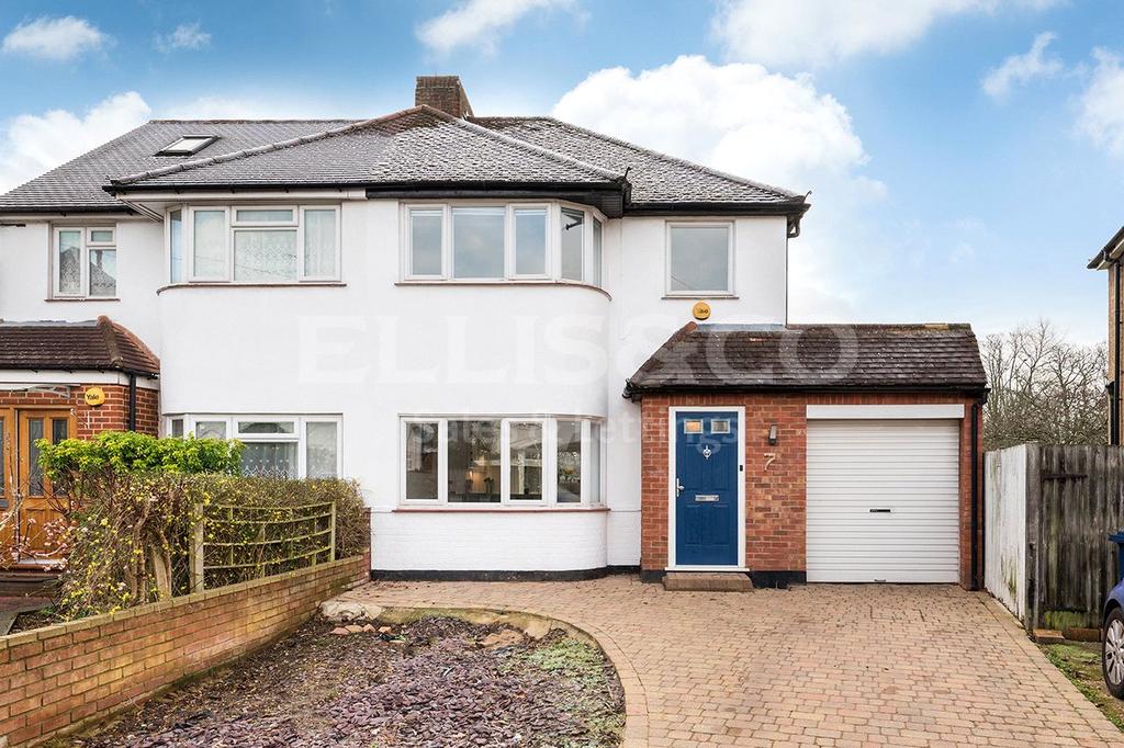Oakhampton Road, Mill Hill, London, NW7 3 bed semidetached house £