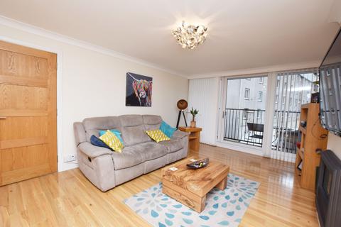 2 bedroom flat for sale - Muirton Place, Perth PH1