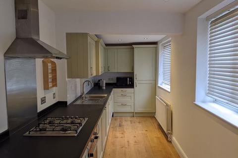 4 bedroom terraced house to rent, Summerville Terrace, Harborne Park Road, Harborne, Birmingham, B17 0DQ