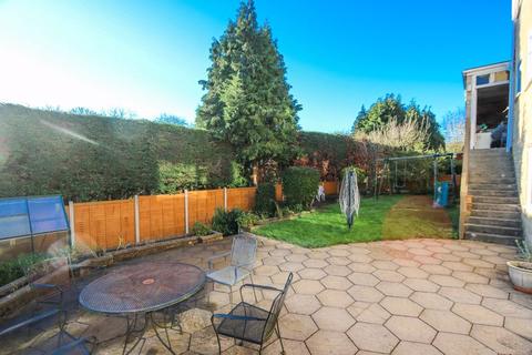 46 Ash Grove, Clevedon, BS21 7JZ