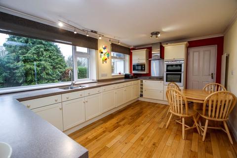 46 Ash Grove, Clevedon, BS21 7JZ