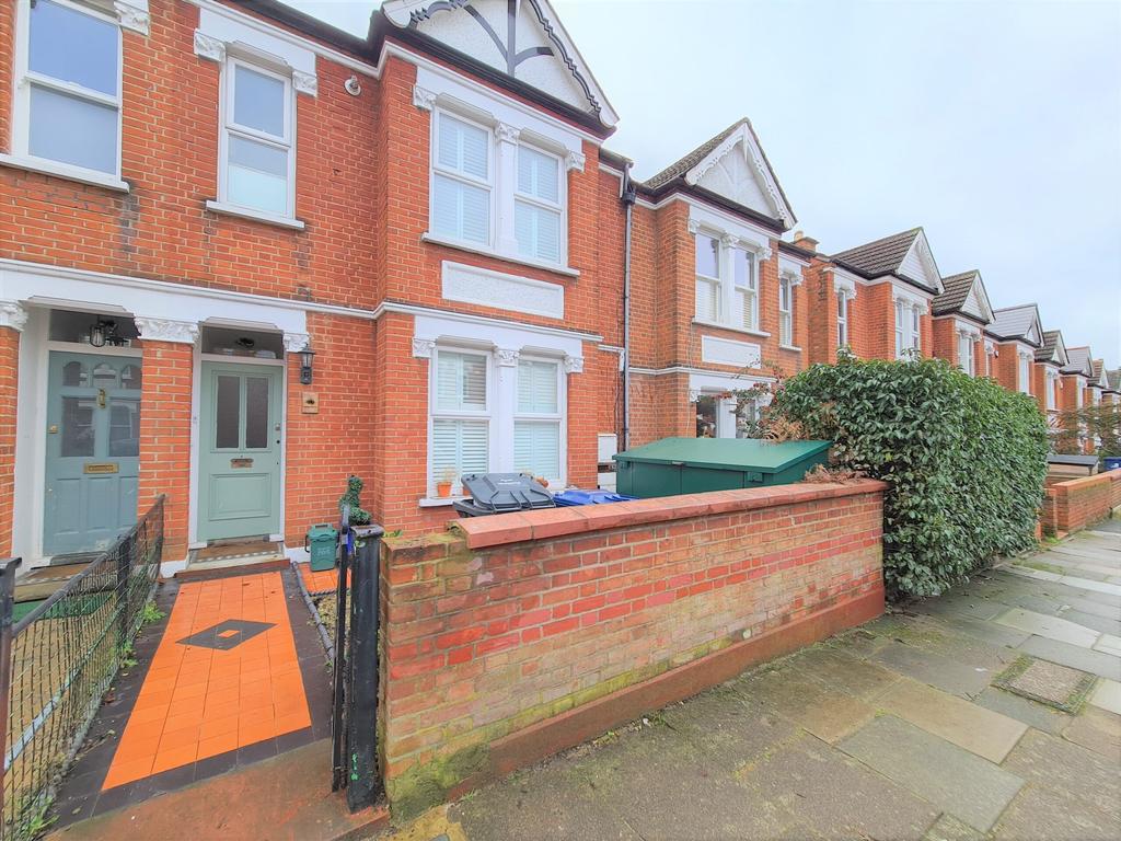 Chandos Avenue, Ealing, W5 4 bed terraced house £950,000