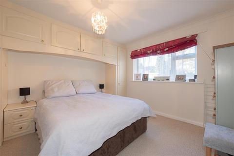 Flat 1, Rowan House Oakfield Drive, Reigate, RH2 9NZ