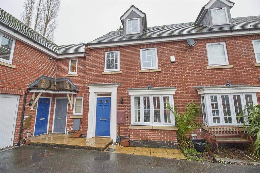 Beechrome Drive, Earl Shilton 3 bed terraced house £235,000