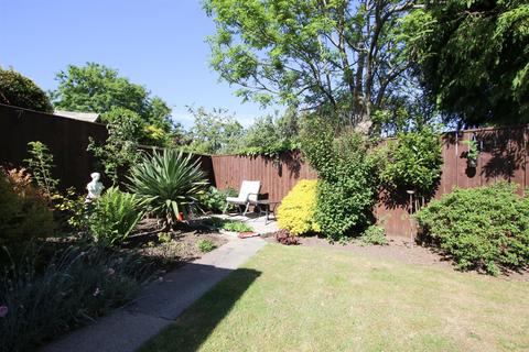 3 bedroom semi-detached bungalow for sale - Granby Close, Barnes ,Sunderland